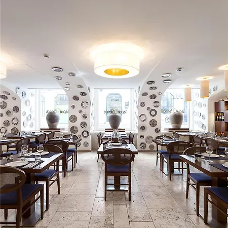 Vincci Baixa Отель