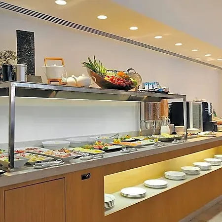 Vincci Baixa Otel
