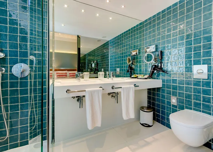 Vincci Baixa Hotel 4*