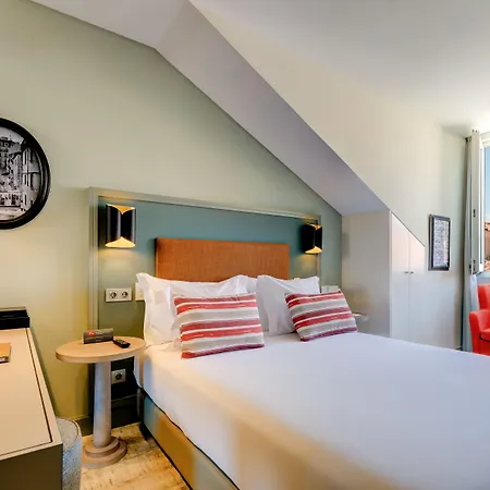 Hotel Vincci Baixa 4*